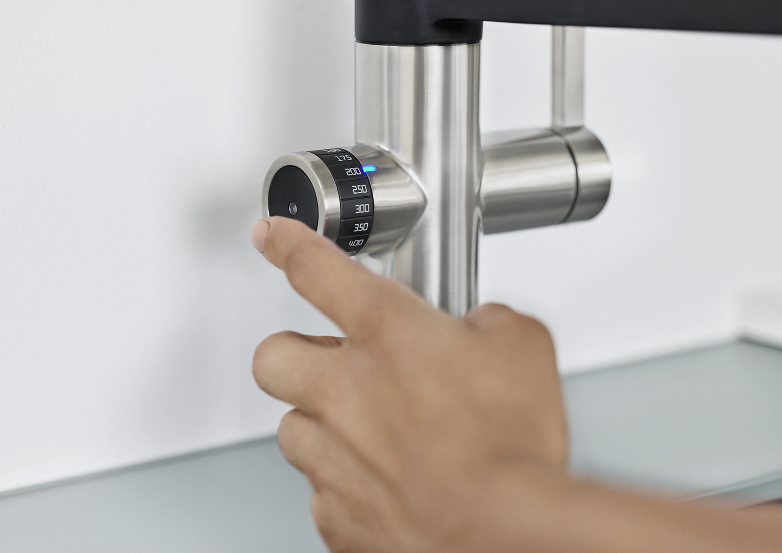 Смеситель 3-в-1 Blanco EVOL-S Pro Filter нержавеющая сталь 526311 фото 5