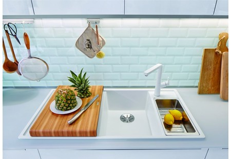 Мойка Бланко AXIA III 6 S-F черный чаша справа клапан-автомат InFino 525854 фото 5 Мойка Blanco AXIA III 6 S-F черный чаша справа клапан-автомат InFino 525854 фото 5