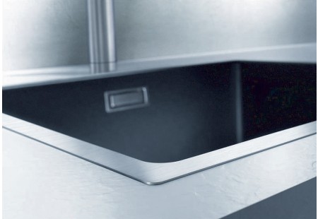 Мойка Бланко SUBLINE 500-IF черный клапан-автомат InFino фото 2 Мойка Blanco SUBLINE 500-IF черный клапан-автомат InFino фото 2